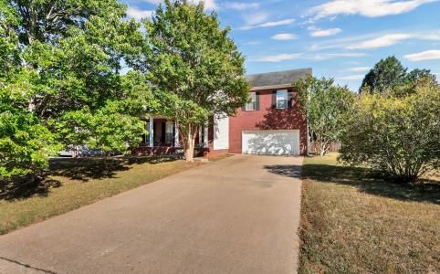 3316 Sunny Slope Dr, Clarksville, Tennessee 37043