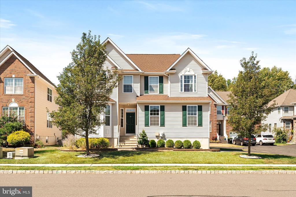 221 Morning Glory Drive, Monroe Twp, 新泽西州 08831, 美国