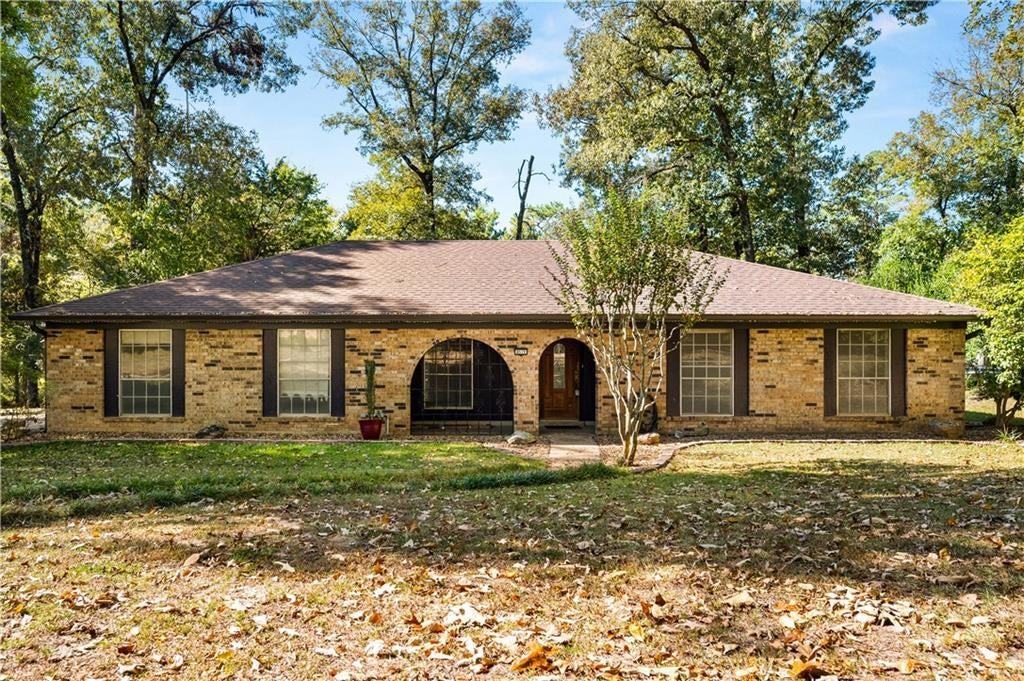 8519 Fairway Drive, Pineville, Louisiana 71360, Stati Uniti