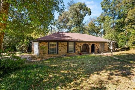 8519 Fairway Drive, Pineville, Louisiana 71360, Stati Uniti