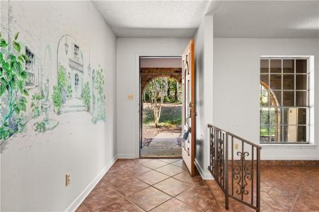 8519 Fairway Drive, Pineville, Louisiana 71360, Stati Uniti