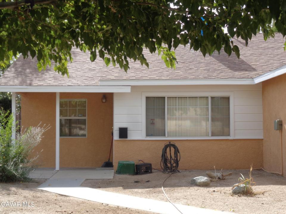 38751 Puerta Ave., Palmdale, Californie 93550, États-Unis