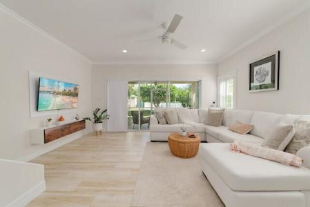 5, CONCH POINT GARDENS, West Bay, Grand Cayman, Cayman Islands