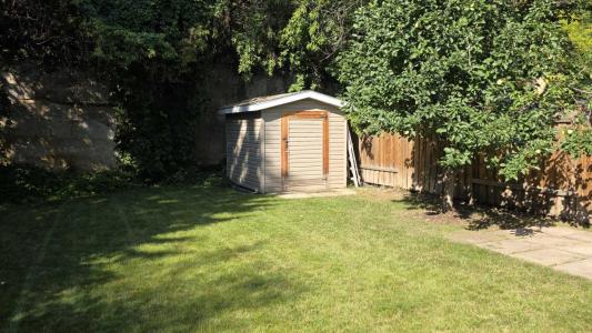 10722 91 STREET, Peace River, Alberta T8S 1R1, Canada