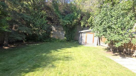 10722 91 STREET, Peace River, Alberta T8S 1R1, Canada