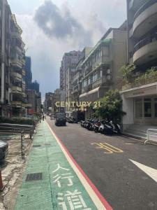 忠孝東路四段, Da'an Dist., Taipei 106, Taiwan