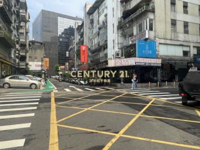 忠孝東路四段, Da'an Dist., Taipei 106, Taiwan