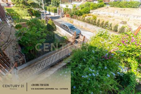 Via G. Grassi, Trecastagni, Sicilia 95039, Italia