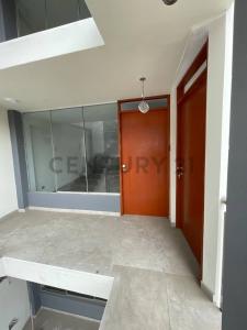 en Lote 15 Mz B-1 b-1, Lima, Lima 00001, Peru