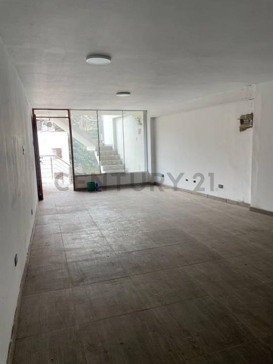 en Lote 15 Mz B-1 b-1, Lima, Lima 00001, Peru