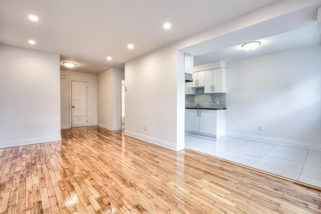 4195  Boul. Notre-Dame, Laval (Chomedey), 魁北克省 H7W 1T2, 加拿大