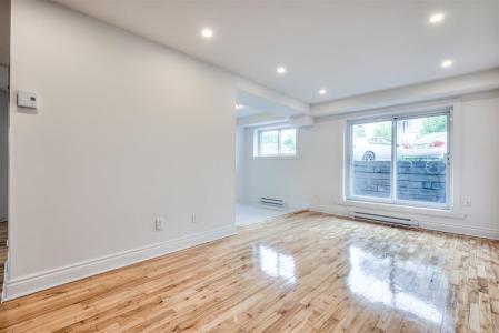 4195  Boul. Notre-Dame, Laval (Chomedey), 魁北克省 H7W 1T2, 加拿大