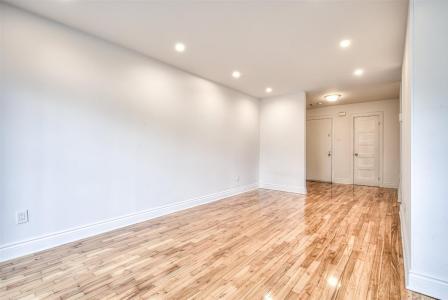 4195  Boul. Notre-Dame, Laval (Chomedey), 魁北克省 H7W 1T2, 加拿大