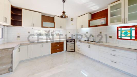 Teniente Juan Cabot 3663, Ezeiza, GBA Sur 1080, Argentina