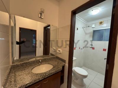 Calle Colombia, esquina Cañoto , Centro, Santa Cruz 00001, Bolivia