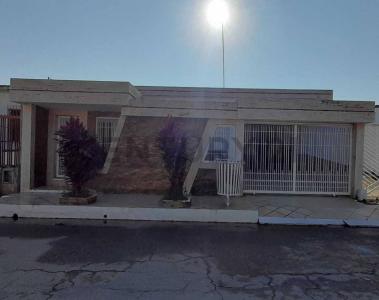 Manzana Nro 12 urb. Calicanto Parcela Nro 36 Casa G 7-20, Valencia, Carabobo 2001, Venezuela