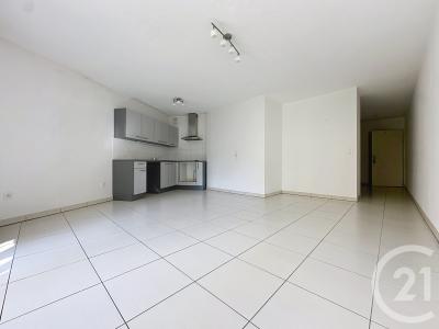 Troyes, Champagne-Ardenne 10000, France