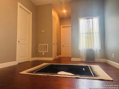 609 W Agarita, San Antonio, Texas 78212