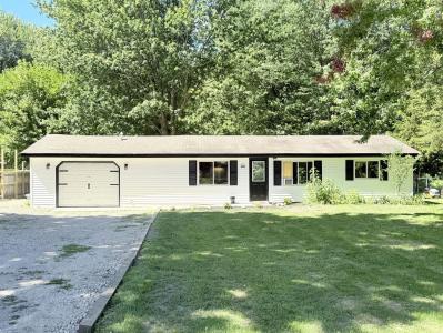 1960 Waterview Way, Crystal, Michigan 48818, USA