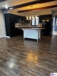 208 Skyline Drive, Campbellsville, Kentucky 42718, USA