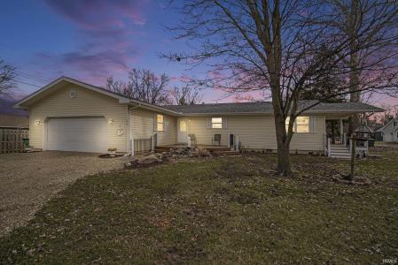 3870 Lakeshore Drive, Bremen, Indiana 46506