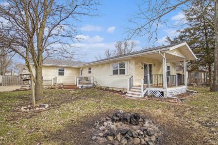 3870 Lakeshore Drive, Bremen, Indiana 46506