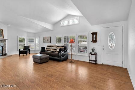 195 Tierra Rejada Road , 180, Simi Valley, 加利福尼亚州 93065, 美国