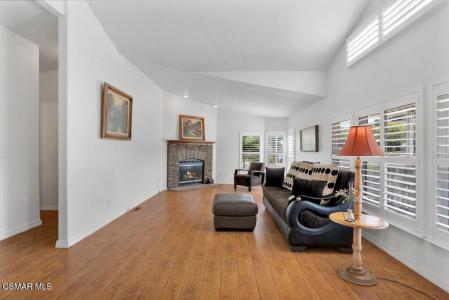 195 Tierra Rejada Road , 180, Simi Valley, 加利福尼亚州 93065, 美国