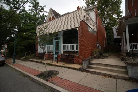 218 Main St, East Greenville, Pensilvania 18041, Estados Unidos