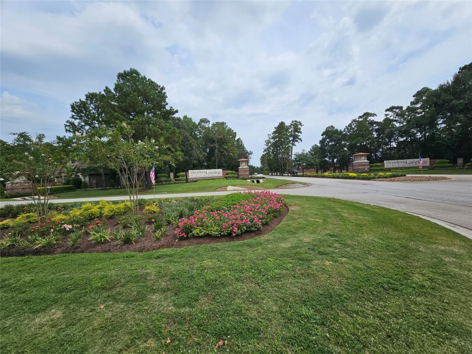5802 Sunny Sky Place, Spring, Texas 77386
