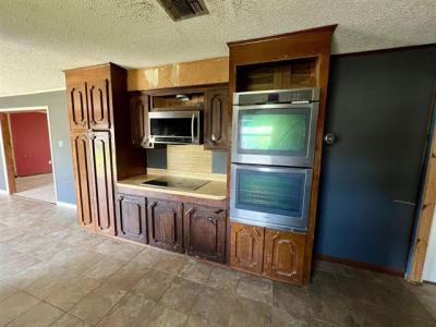 120 Darlene, Houma, Louisiana 70364