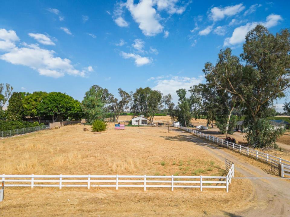 3520 N Bethel Drive, Sanger, Califórnia 93657, Estados Unidos