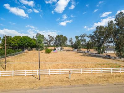 3520 N Bethel Drive, Sanger, Califórnia 93657, Estados Unidos