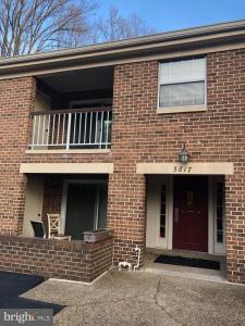 5817 Cove Landing Road , 301, Burke, Virgínia 22015, Estados Unidos