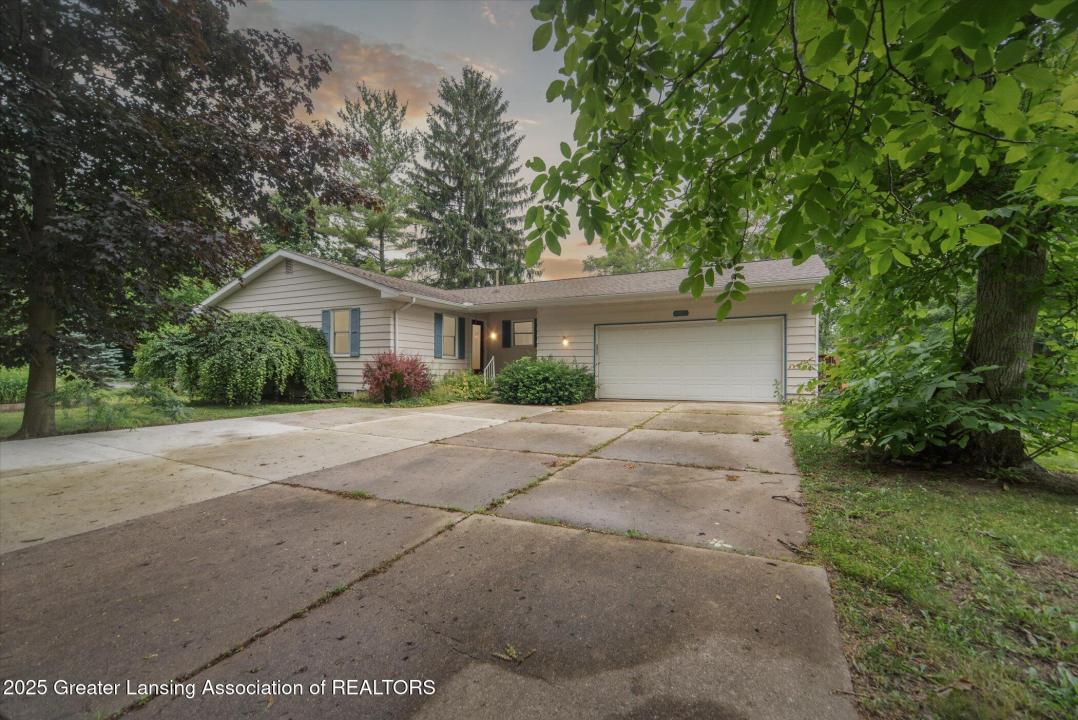 10015 Burgundy Boulevard, Dimondale, Michigan 48821, HOA KỲ