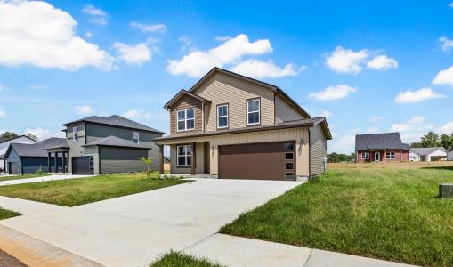 215 Donegal Dr, Clarksville, Tennessee 37042