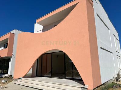 Gjiri I Lalzit, Durrës, Albania