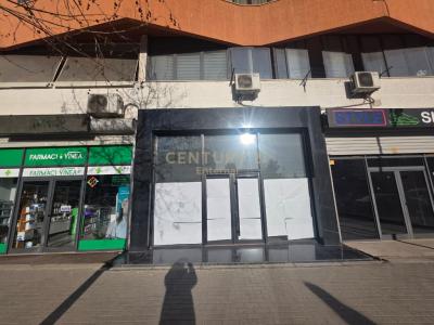 Astiri, Tirana, Albania
