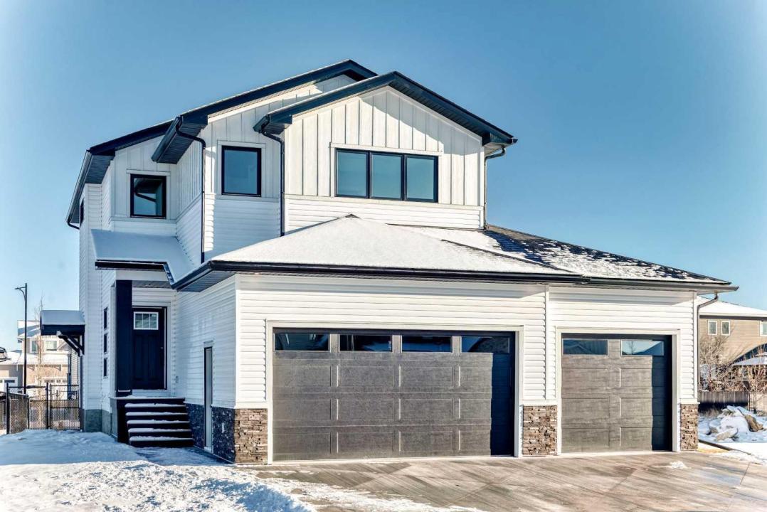 27 WILLIAMS AVENUE, Olds, Alberta T4H 0G1, Kanada