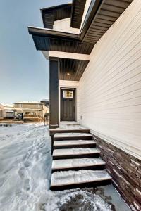 27 WILLIAMS AVENUE, Olds, Alberta T4H 0G1, Kanada