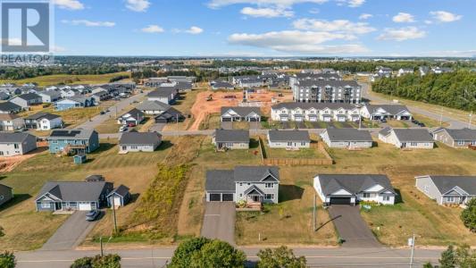 35 EAST ROYALTY ROAD, Charlottetown, Ilha De Prince Edward C0A 0V6, CANADÁ