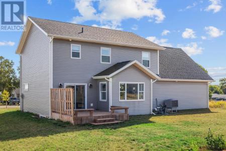 35 EAST ROYALTY ROAD, Charlottetown, Ilha De Prince Edward C0A 0V6, CANADÁ
