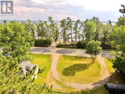 13314 60 HIGHWAY, North Algona Wilberforce, Ontario K0J 1X0, Canadá