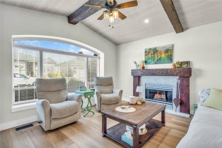 2330 BUTT ROAD, Westbank, Colúmbia Britânica V4T 2L3, Canadá