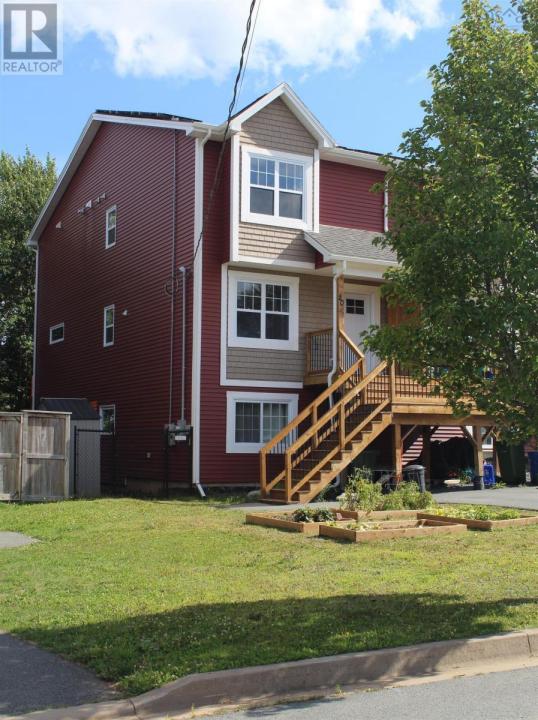 20 TROUT RUN, Halifax, Nova Scotia B3R 0C4, Canada
