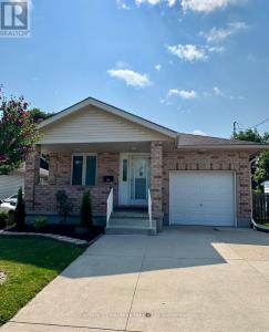 28 TEEPLE STREET, Woodstock (woodstock - South), Ontario N4S 3Y7, Canada