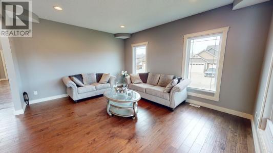 10712 109 STREET, Fort St. John, Colúmbia Britânica V1J 0J3, Canadá