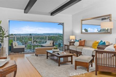 2515 Geranium St, San Diego, California 92109, USA