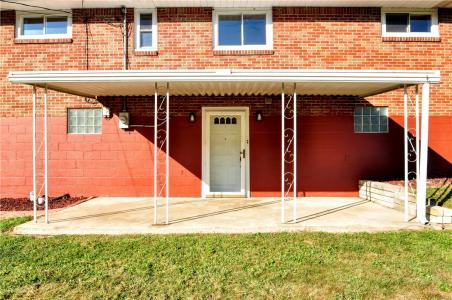 1487 Smith Township State Rd, Burgettstown, Pennsylvania 15021