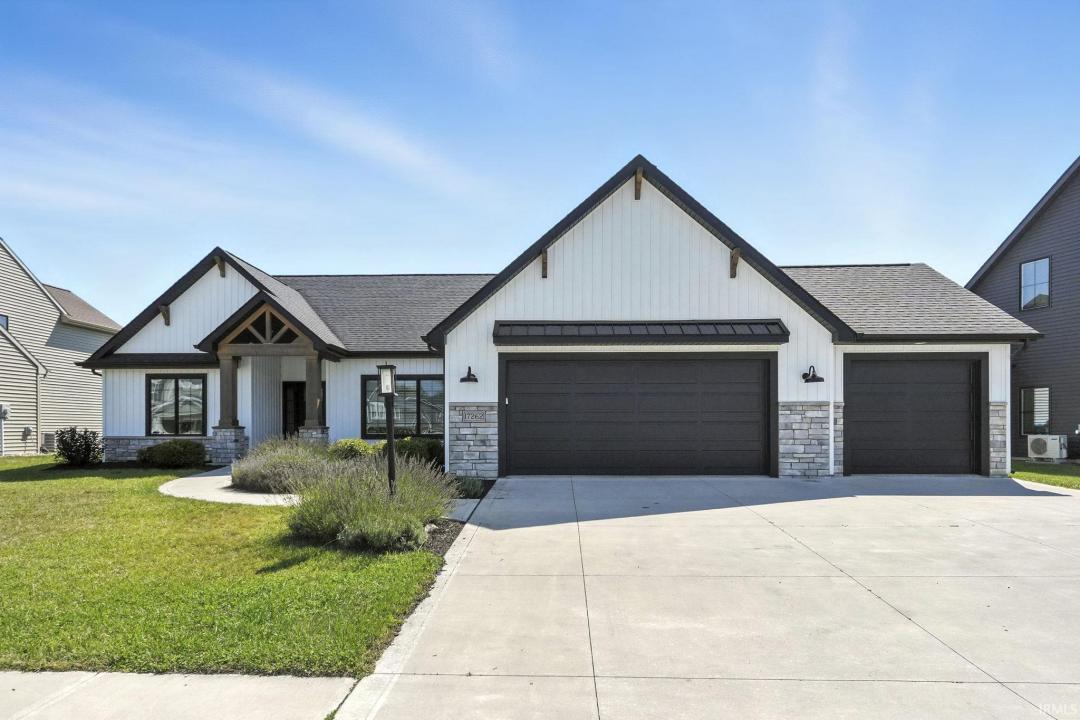 17262 Gokey Boulevard, Huntertown, Indiana 46748